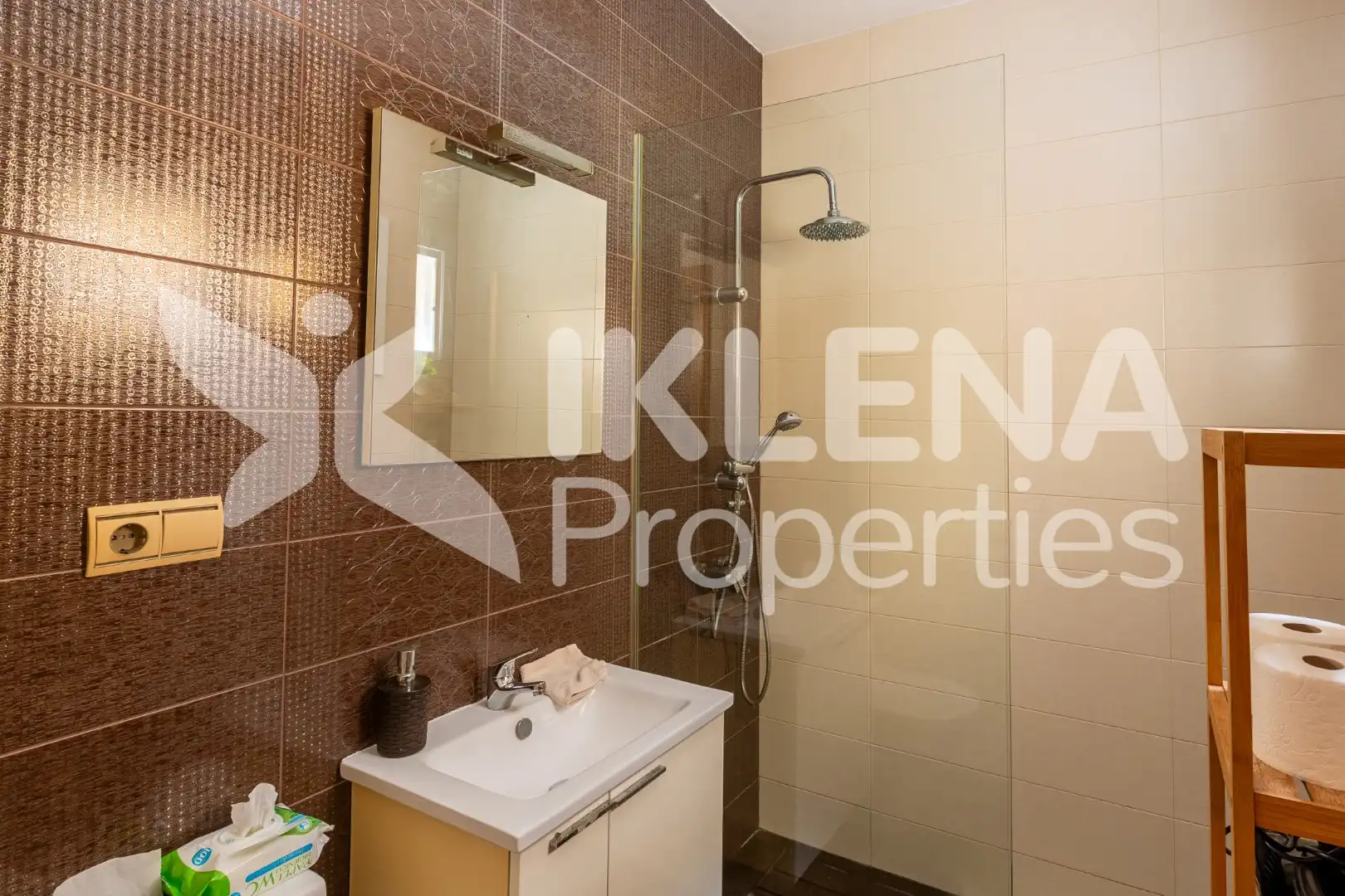 Bathroom of Houses for sale in Roquetas de Mar  with Air Conditioner, Private garden and Parquet flooring