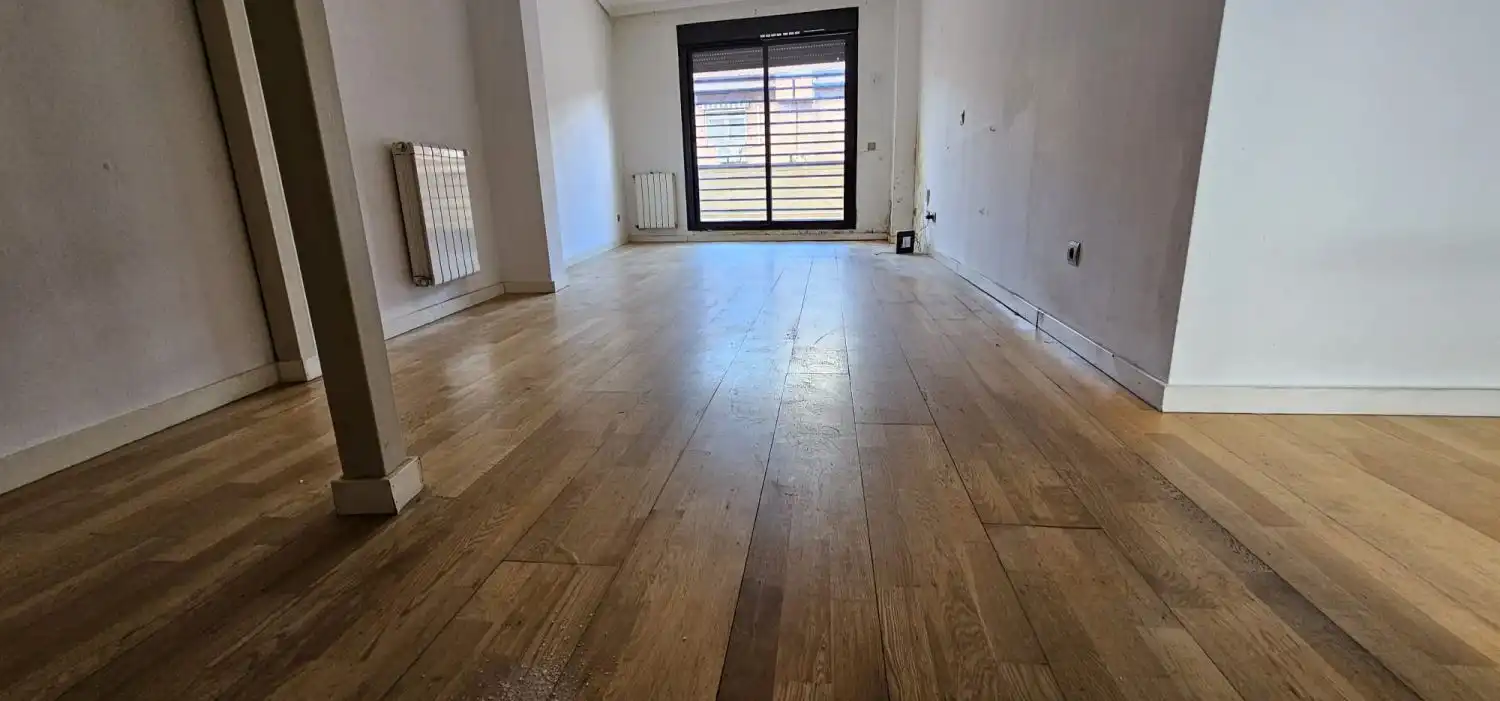 Sala de estar de Piso en venta en Velilla de San Antonio con Aire acondicionado, Terraza y Trastero
