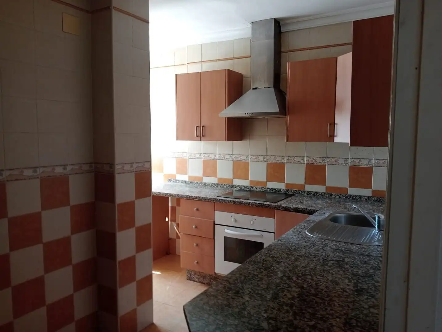Kitchen of Flat for sale in Tomares