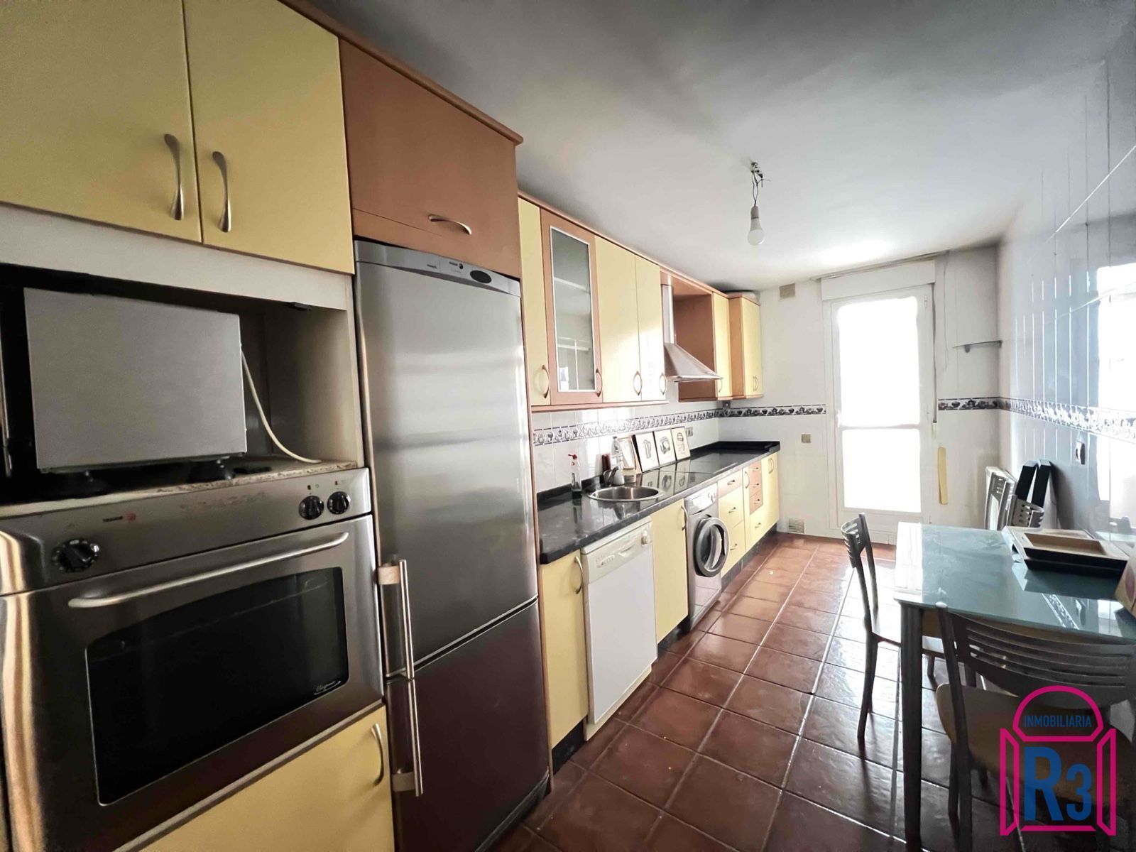 Kitchen of Flat for sale in León Capital   with Heating, Terrace and Storage room