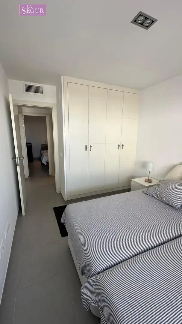 Dormitori de Planta baixa en venda en Conil de la Frontera amb Aire condicionat, Terrassa i Traster