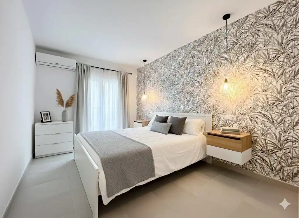 Dormitori de Apartament en venda en Ciutadella de Menorca amb Moblat, Balcó i Piscina comunitària