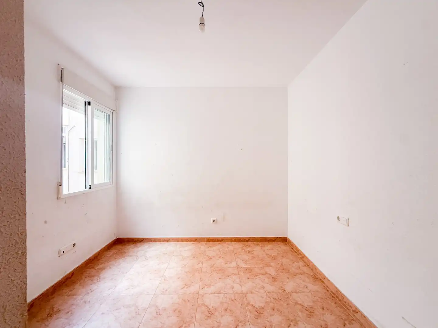 Habitación de Apartamento en venta en Águilas con Balcón