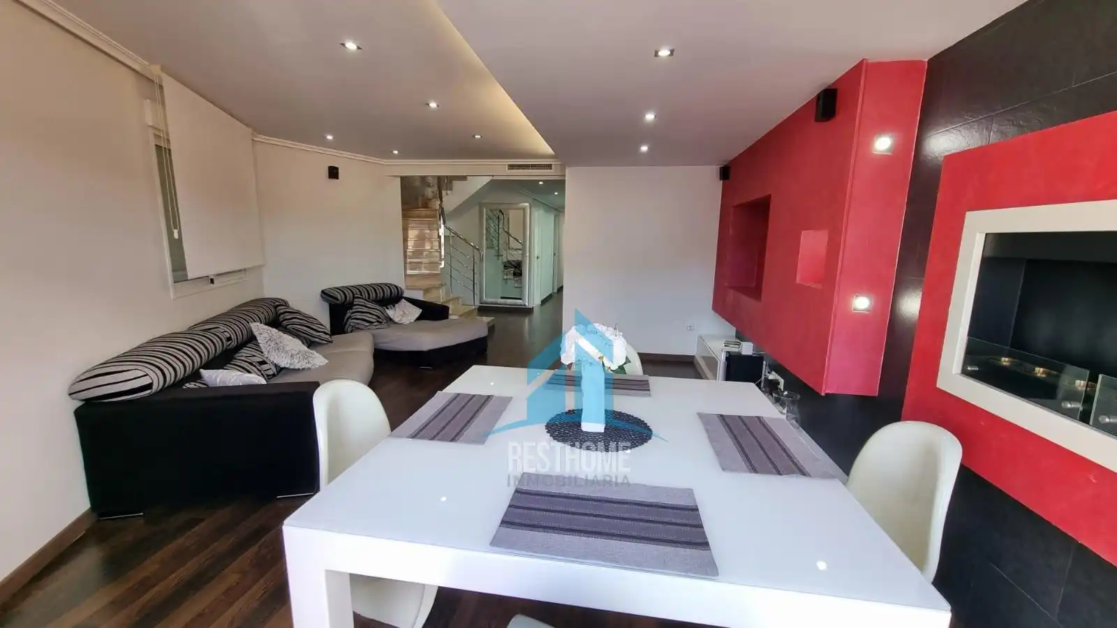 Comedor de Dúplex de alquiler en Gandia con Aire acondicionado, Calefacción y Parquet