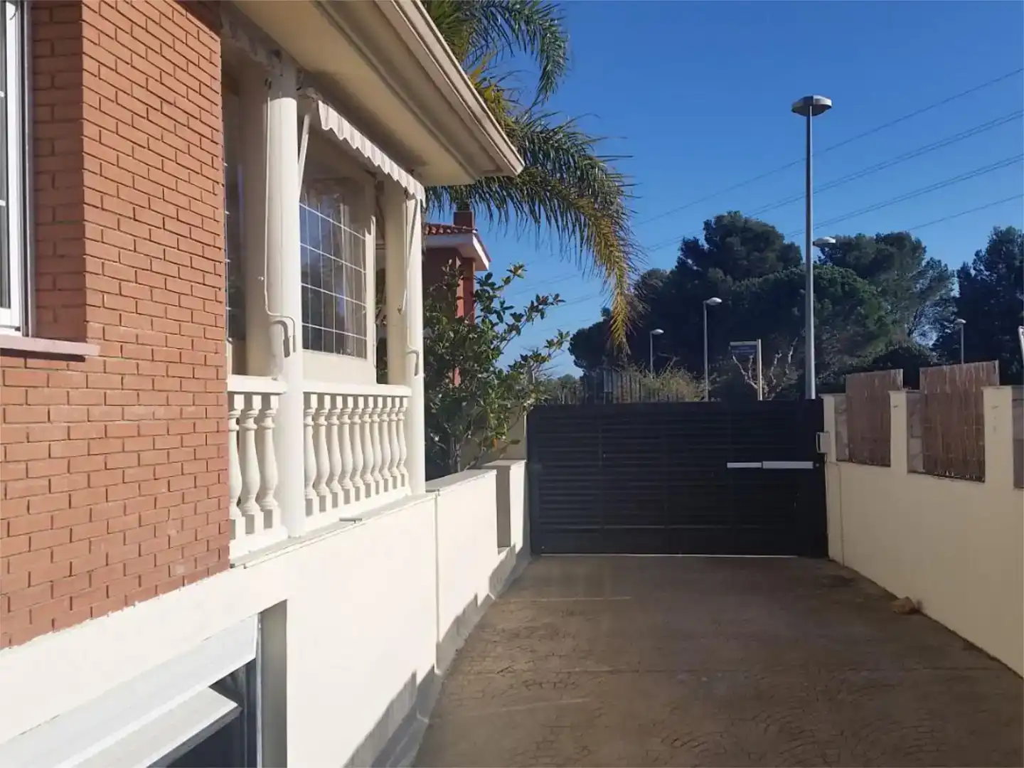 Vista exterior de Casa o chalet en venta en Cambrils con Aire acondicionado y Balcón