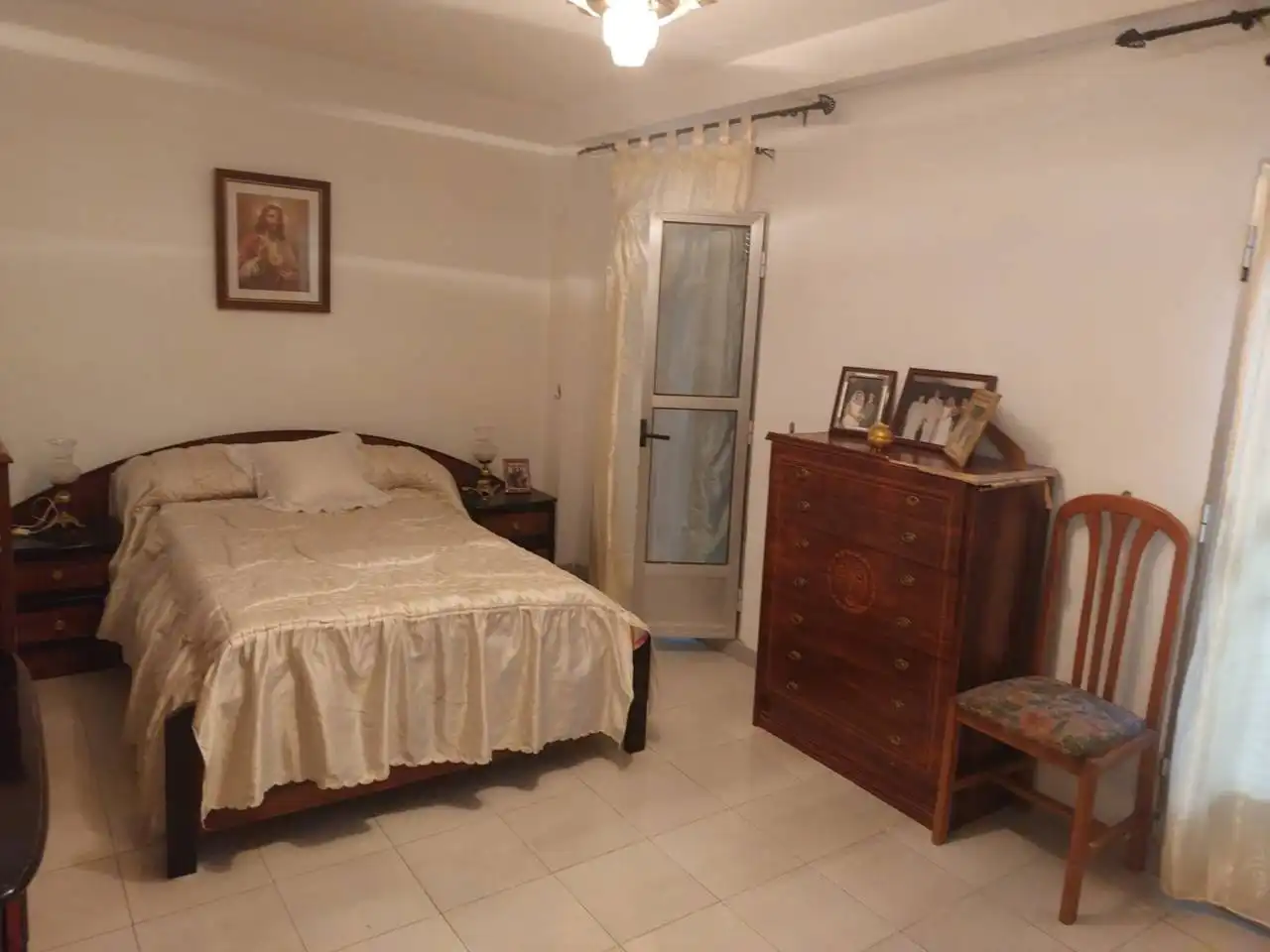 Habitación de Casa o chalet en venta en Lucena