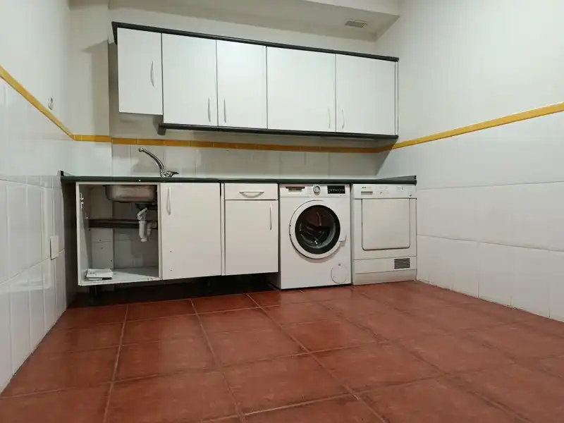 Semi-detached house with pool for sale in Simancas, imagen 79