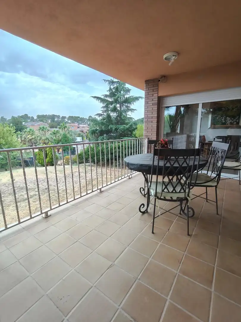 Terrassa de Casa o xalet en venda en Sabadell amb Aire condicionat, Calefacció i Jardí privat