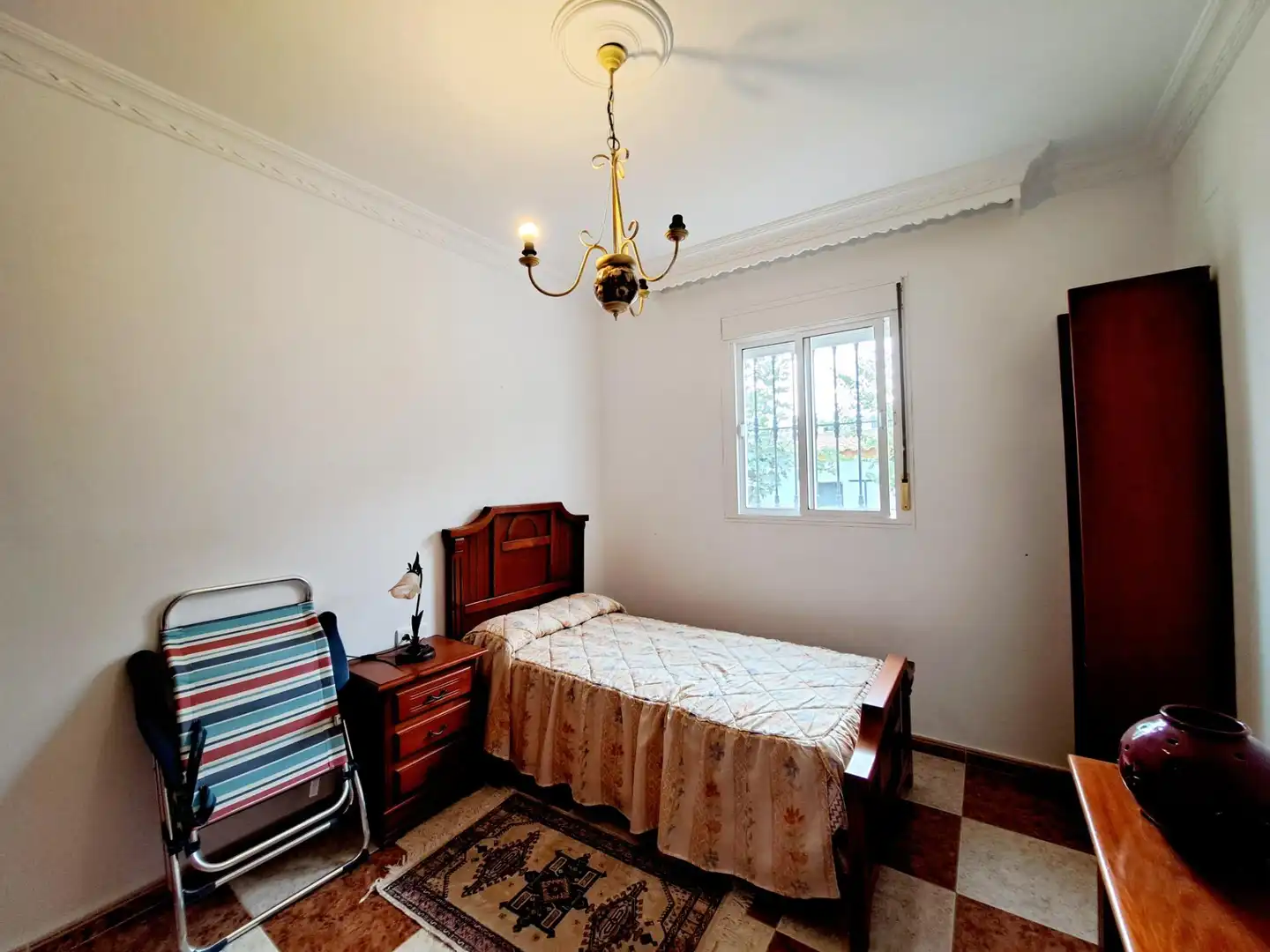 Einfamilien-Reihenhaus zum Verkauf in Calle 21400, Ayamonte ciudad
