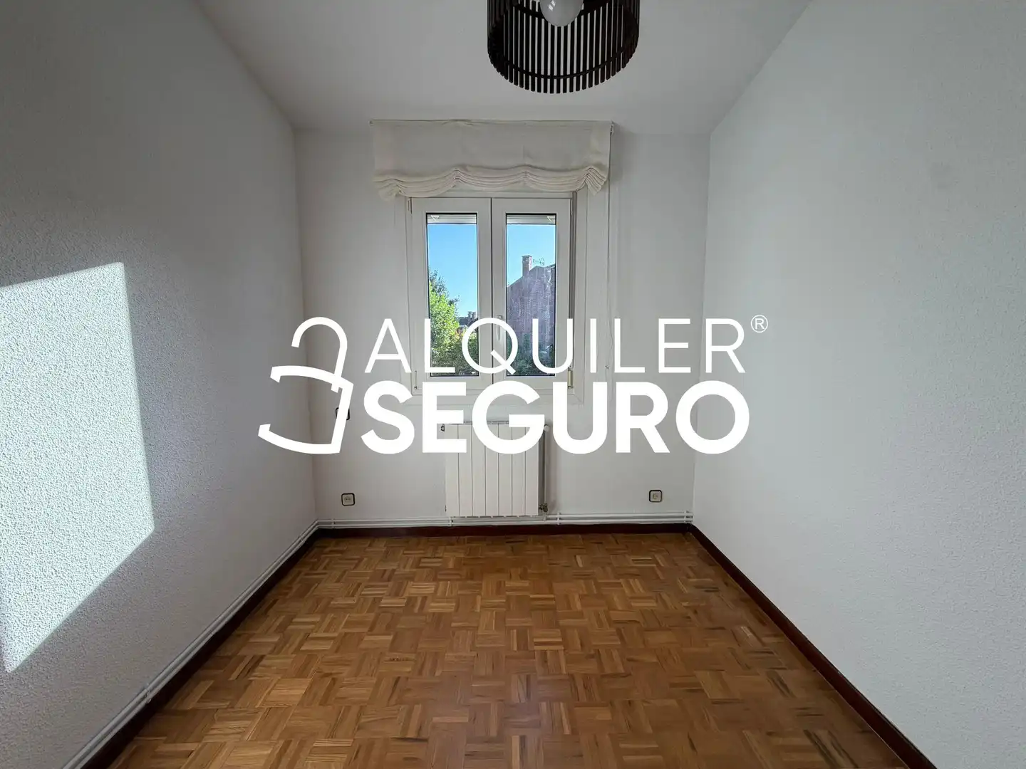 Bedroom of Houses for rent in Majadahonda  with Heating, Terrace and Swimming Pool