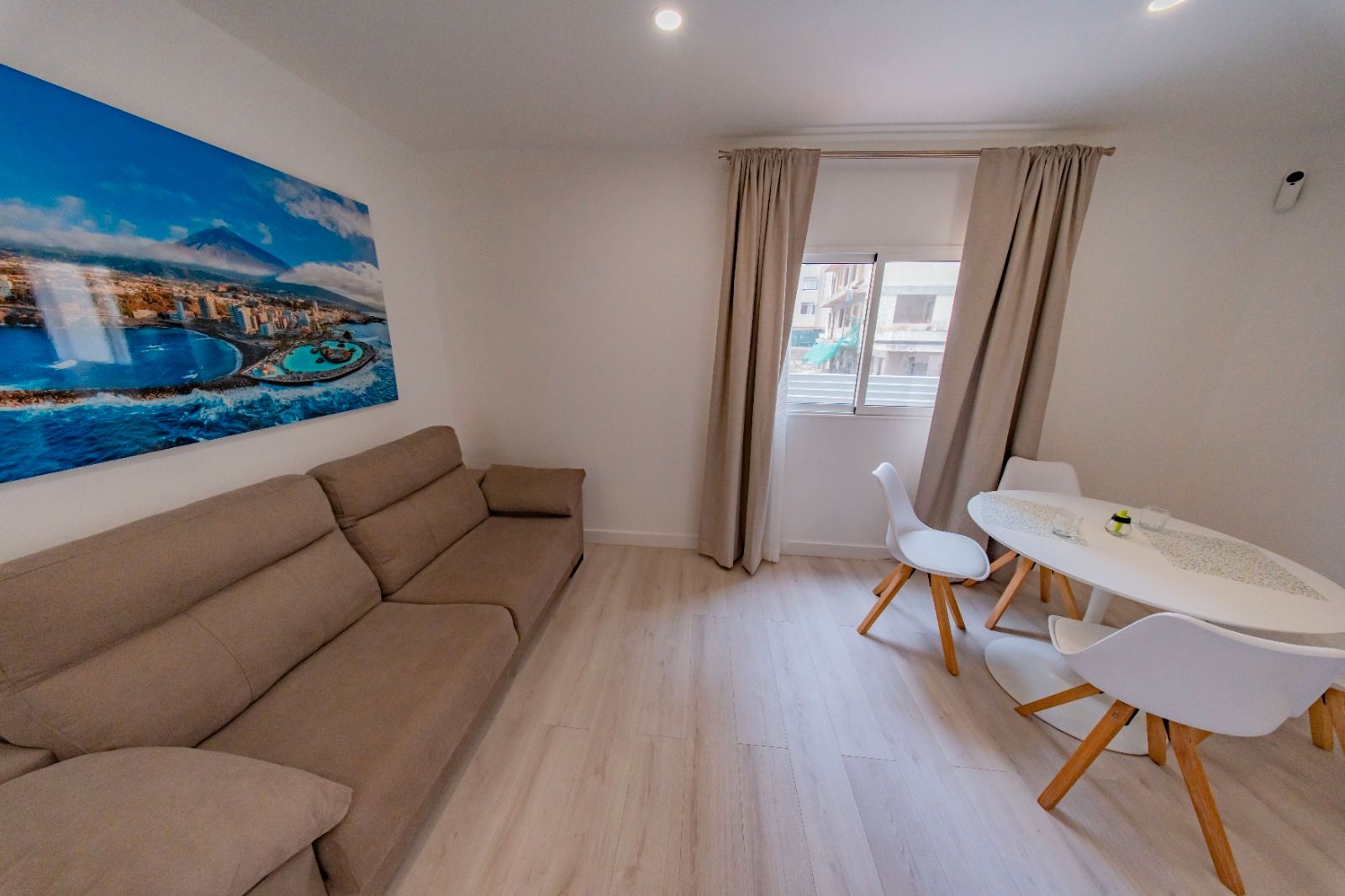 Flat for sale in Avenida Venezuela, Zona Martiánez