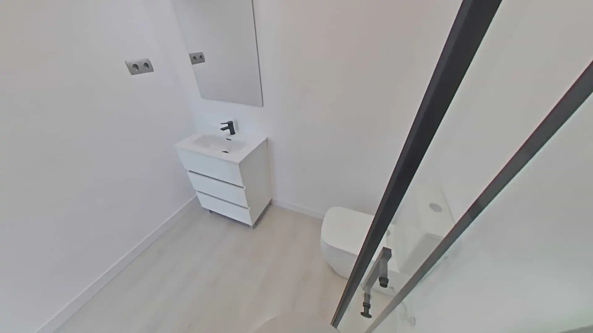 Bathroom of Flat for sale in Yeles  with Heating, Parquet flooring and Terrace