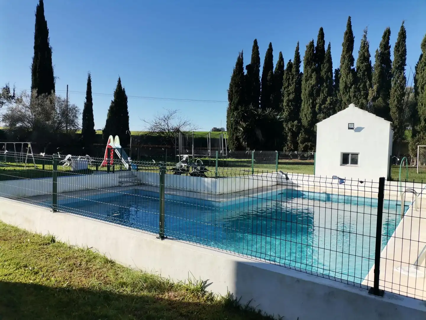 Swimming pool of Country homes for sale in Jerez de la Frontera  with Air Conditioner, Private garden and Storage room