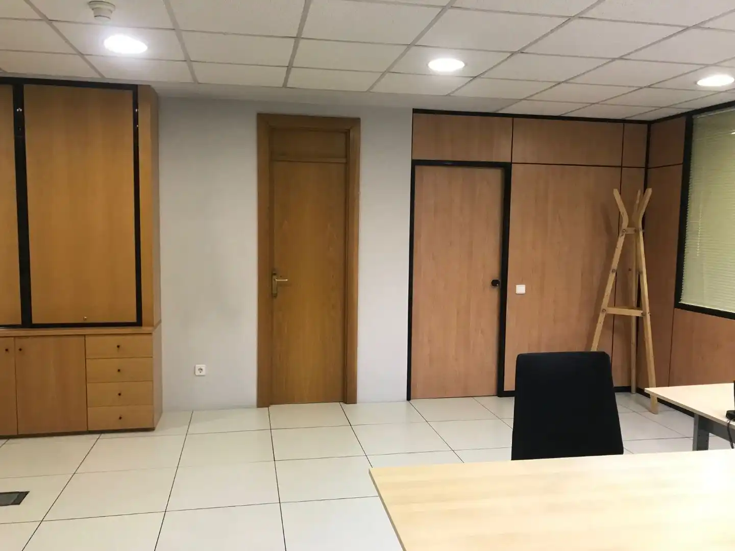 Office for rent in  Palma de Mallorca  with Air Conditioner and Furnished