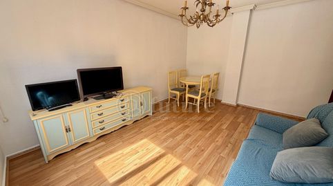 Foto 3 de Piso de alquiler en Gran Vía, Barrio del Centro, Salamanca Capital