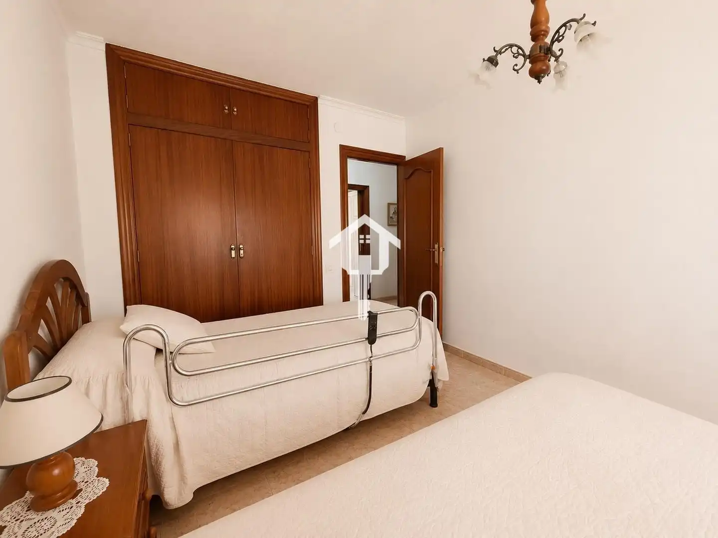 Habitación de Piso en venta en Alicante / Alacant con Aire acondicionado, Amueblado y Balcón
