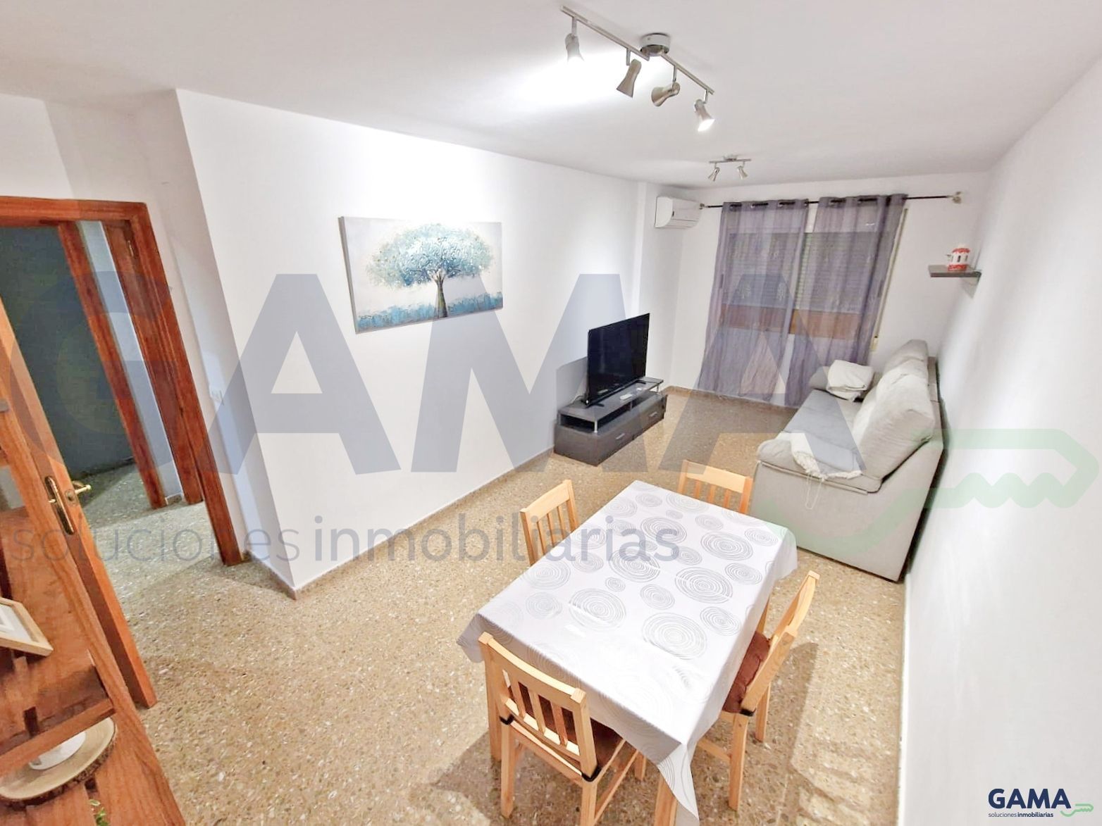 Living room of Apartment to rent in Alzira  with Air Conditioner and Furnished