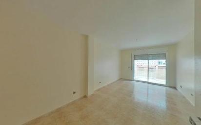 Living room of Flat for sale in Torredembarra  with Heating, Terrace and Balcony