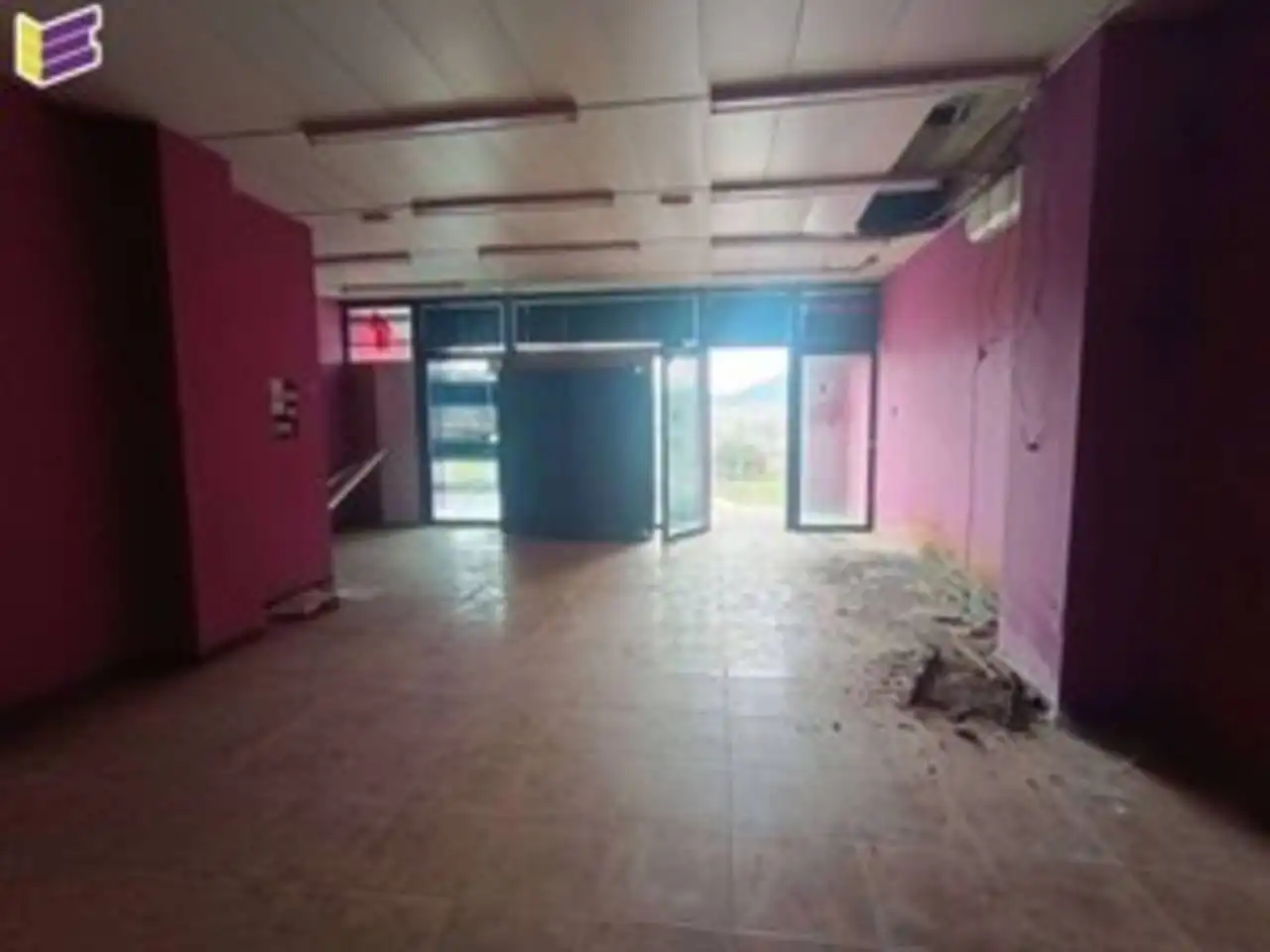 Business premises for sale in Calle Estromil 4, imagen 10