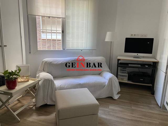 Piso en Alquiler en Calle VIA AUGUSTA en Les Tres Torres