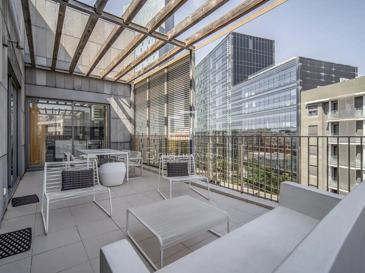 Terrasse von Dachboden zum Verkauf in Barcelona mit Klimaanlage, Heizung und Terrasse