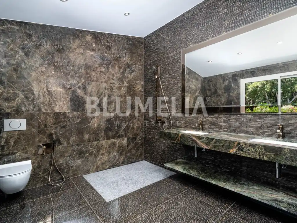Houses for sale in Altea la Vella
