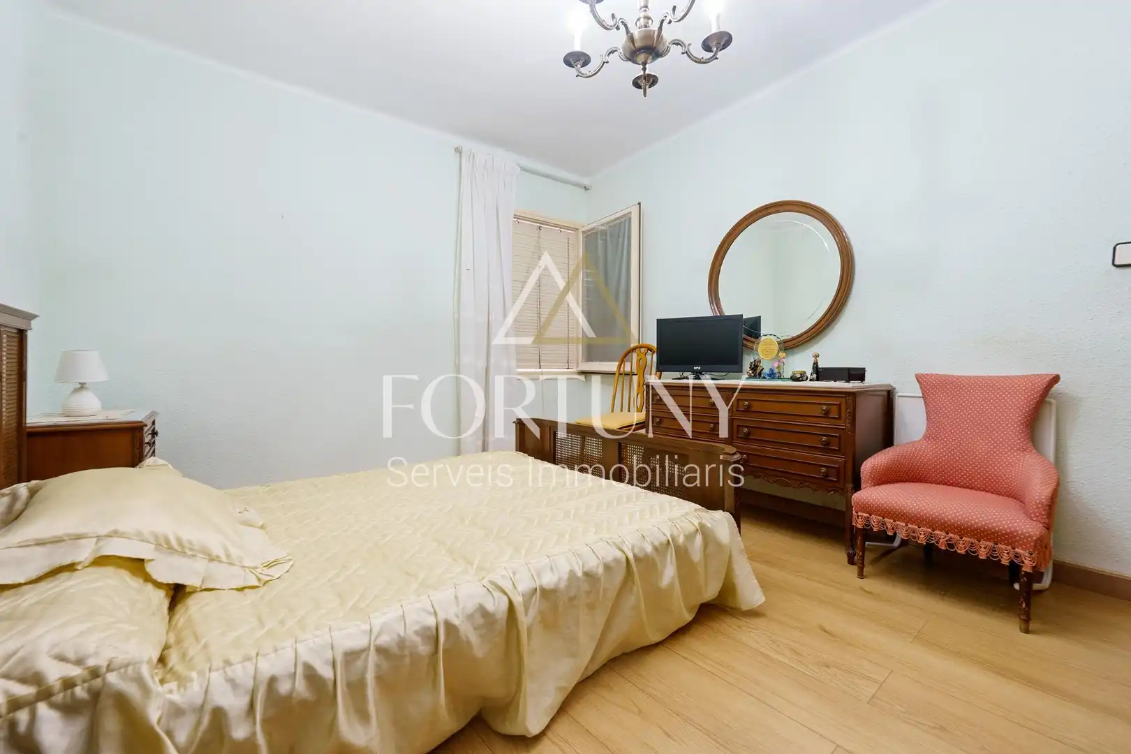 Habitación de Piso en venta en Reus con Balcón