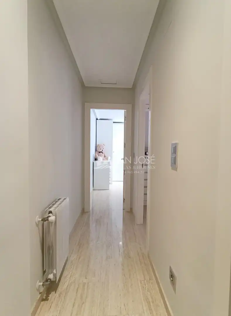 Ático en venta en Novelda con Aire acondicionado, Calefacción y Balcón