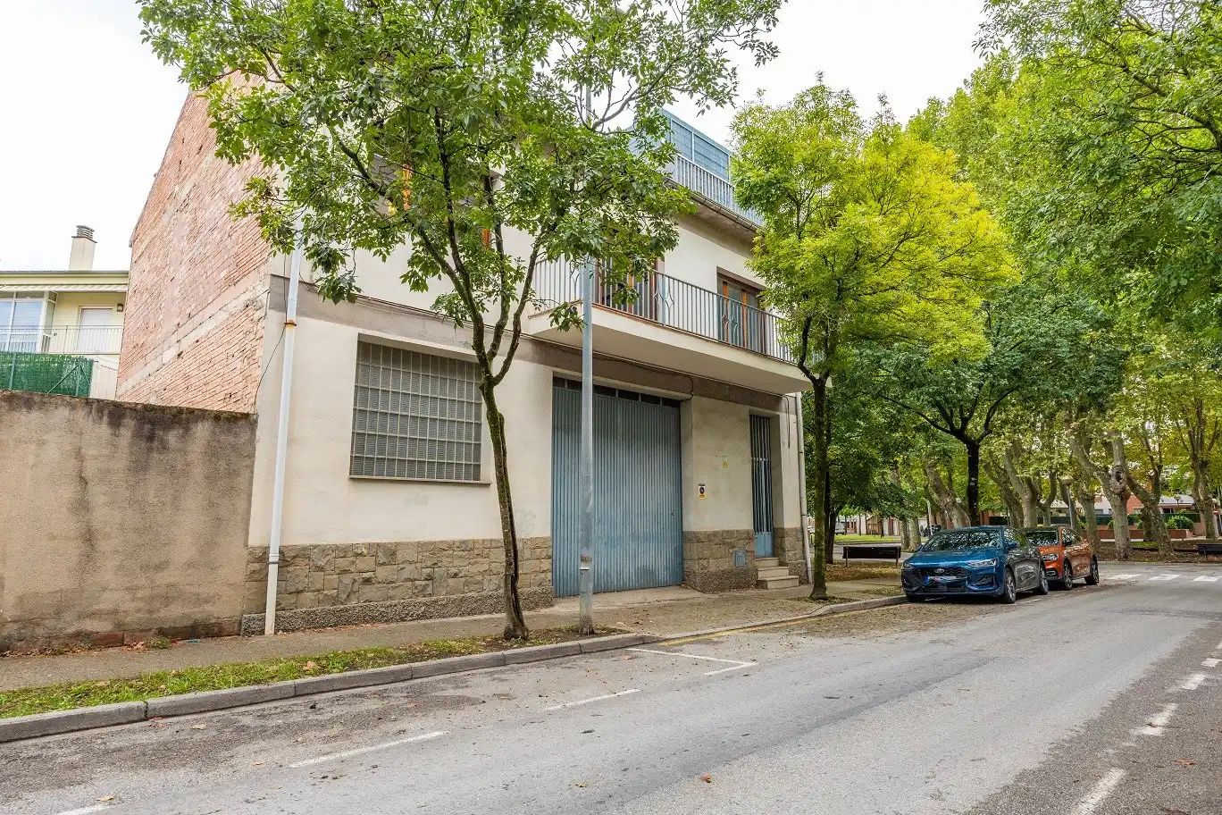 Casa pareada con terraza en venta en Olot, imagen 3