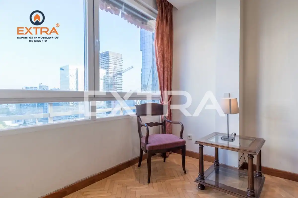 Schlafzimmer von Wohnung zur Miete in Madrid mit Klimaanlage, Heizung und Parkett