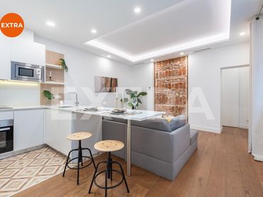 Piso con ascensor en venta en Calle de Bailén