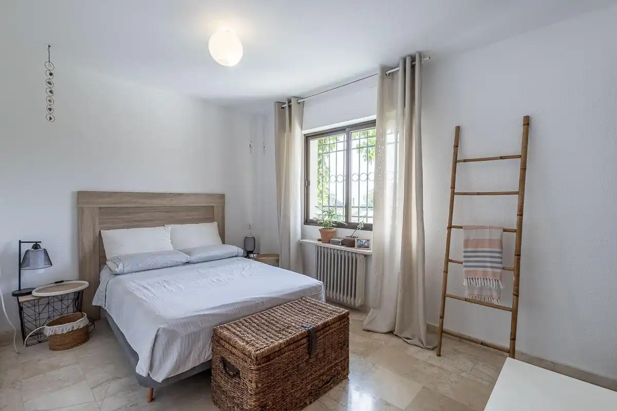 Habitación de Casa o chalet en venta en Cájar con Calefacción, Jardín privado y Piscina