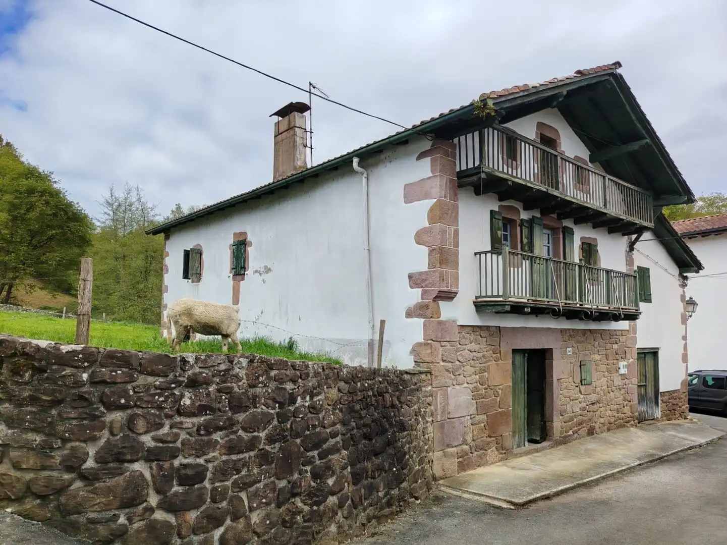 Vista exterior de Casa o chalet en venta en Baztan con Jardín privado