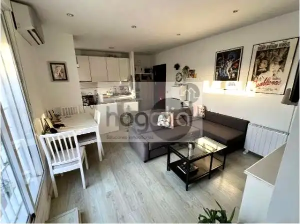 Wohnzimmer von Wohnung zur Miete in  Sevilla Capital mit Klimaanlage, Terrasse und Abstellraum