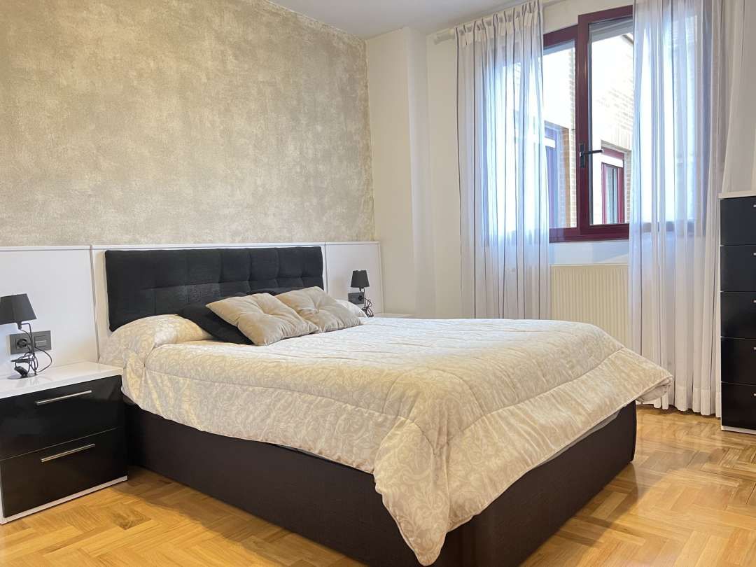Flat to rent in Lugones