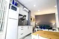 Cuina de Apartament de lloguer en Jerez de la Frontera amb Aire condicionat i Moblat