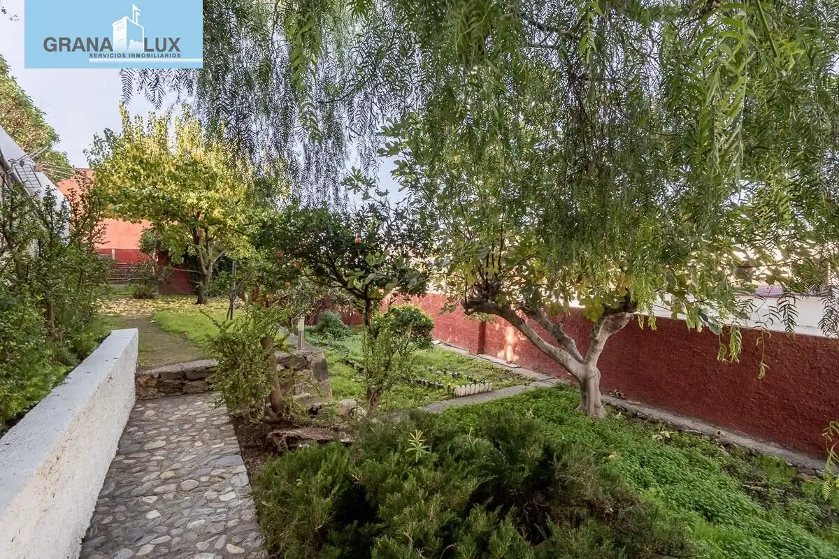Garden of Houses for sale in Almuñécar  with Air Conditioner, Heating and Private garden