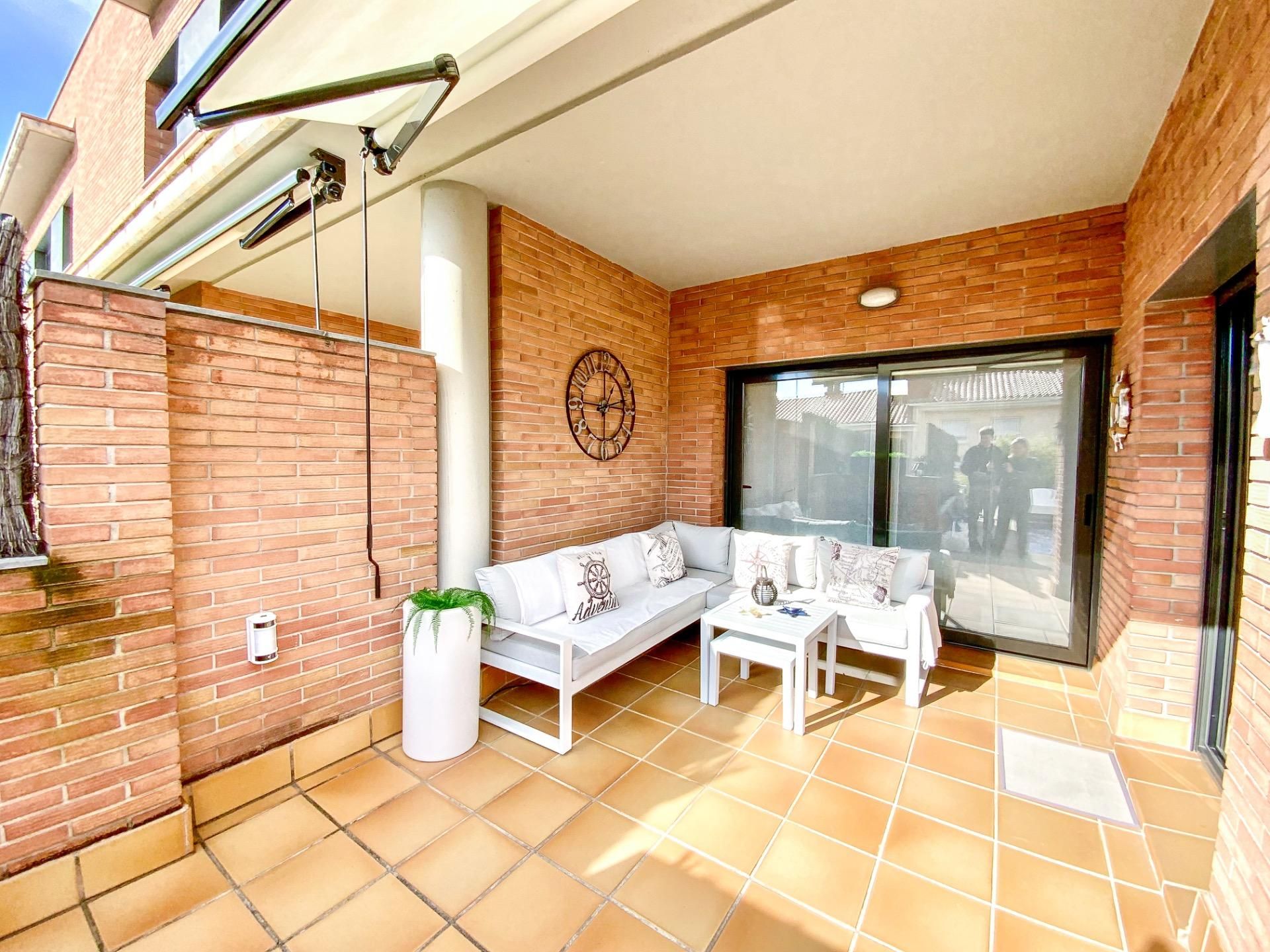 Casa adosada en venda a  BILBAO, Centre