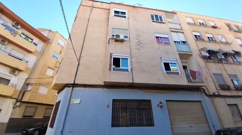 Foto 2 de Piso en venta en Zarzuela, Centro, Elda