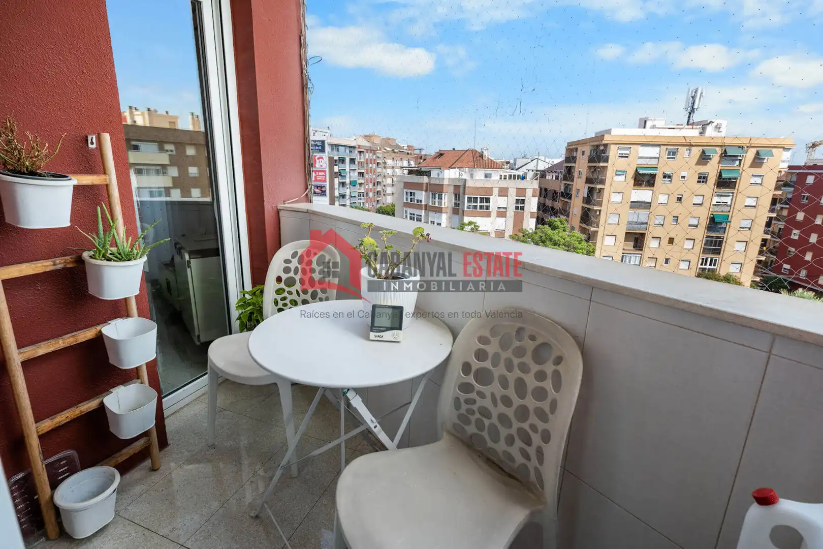 Vista exterior de Apartament en venda en Valencia amb Aire condicionat i Balcó