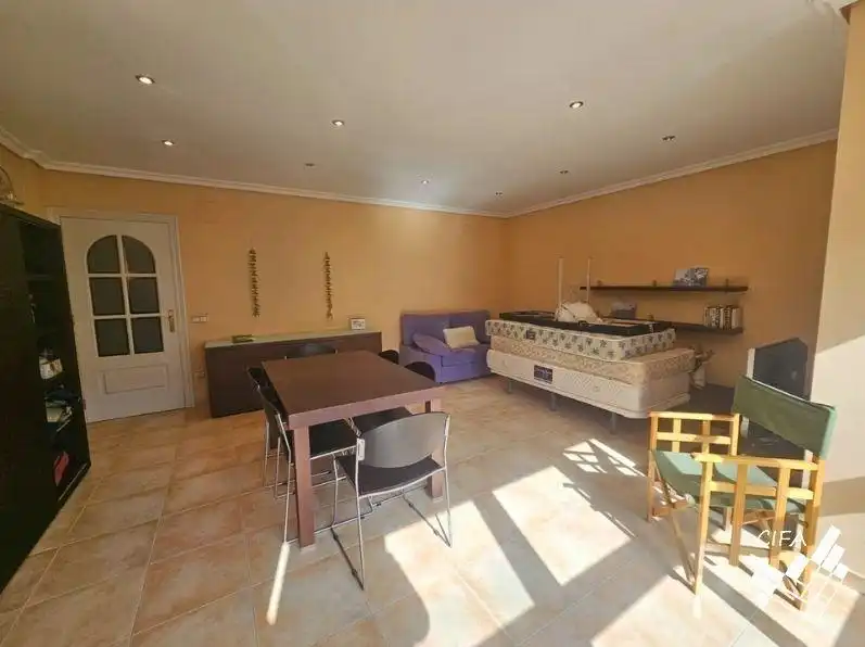 Wohnzimmer von Wohnung zum Verkauf in Vinaròs mit Heizung, Möbliert und Balkon