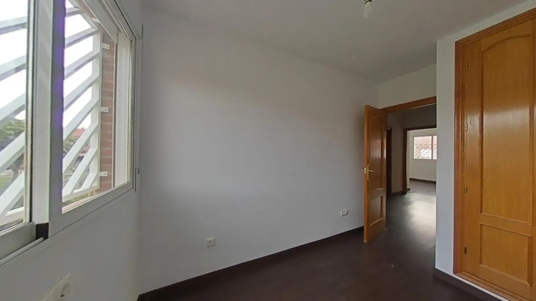 Einfamilien-Reihenhaus zum Verkauf in C/ L´Isle D´Abeau, Parque Lo Torrent