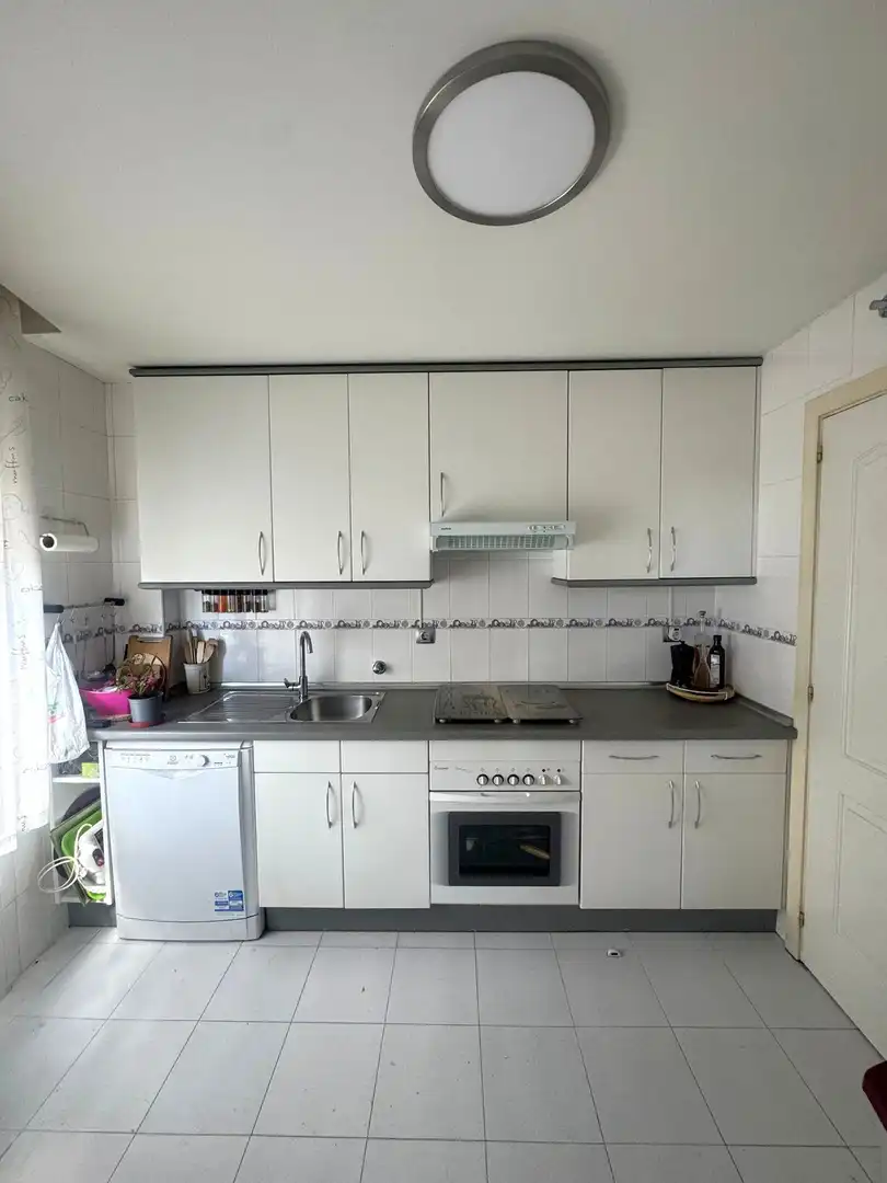 Küche von Wohnung zum Verkauf in Madrid mit Klimaanlage, Heizung und Terrasse