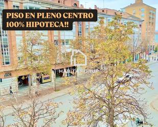 Exterior view of Flat for sale in Girona Capital  with Heating and Terrace