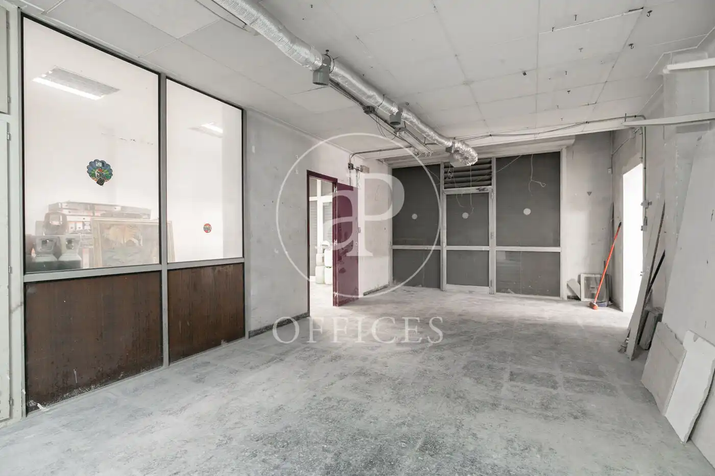 Büro zum Verkauf in Barcelona mit Klimaanlage und Heizung