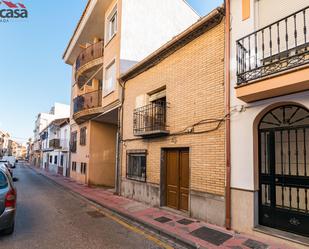 Vista exterior de Casa o xalet en venda en Armilla amb Calefacció, Jardí privat i Traster