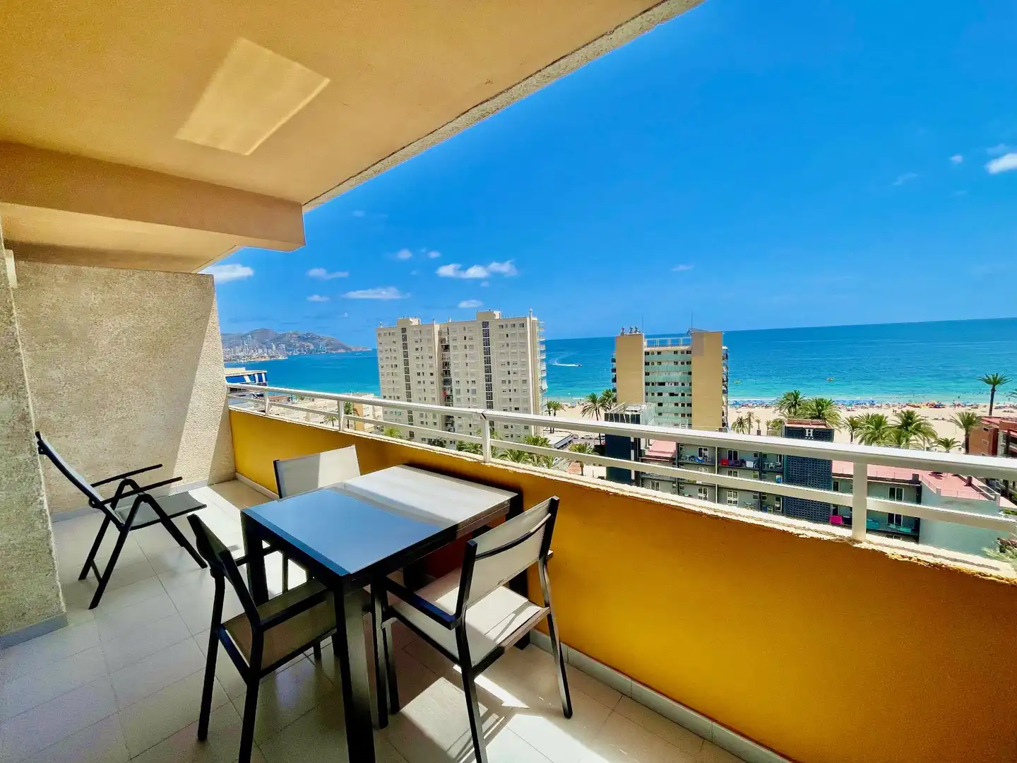 Terrasse von Wohnungen zur Miete in Benidorm mit Klimaanlage, Möbliert und Gemeinschaftspool