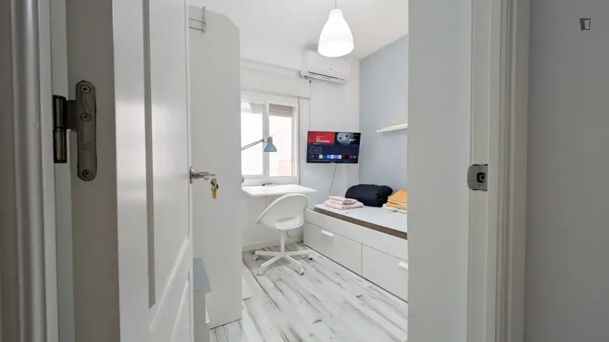 Room in Sta. Marina - San Andrés - San Pablo - San Lorenzo