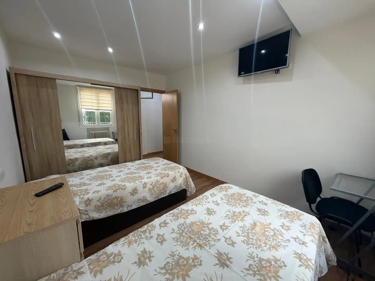 Habitación de Piso en venta en  Logroño con Calefacción, Terraza y Trastero