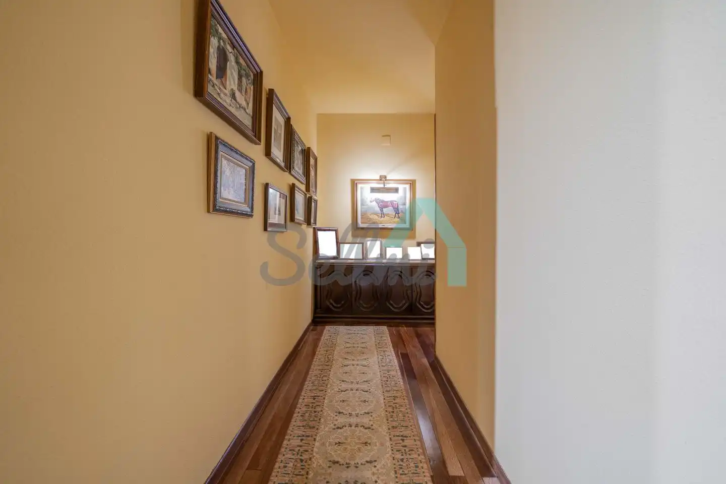 Casa o xalet en venda en Oviedo  amb Calefacció, Jardí privat i Parquet